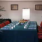 Vip Executive Suites Do Marques Hotel 